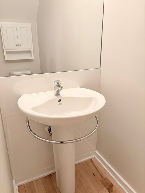 Building Photo - 1123 6th St NW