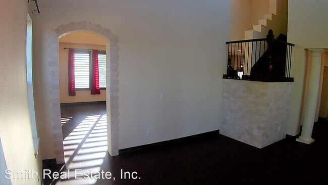 Building Photo - 4 br, 3.5 bath House - 7344 Winter Berry Lane