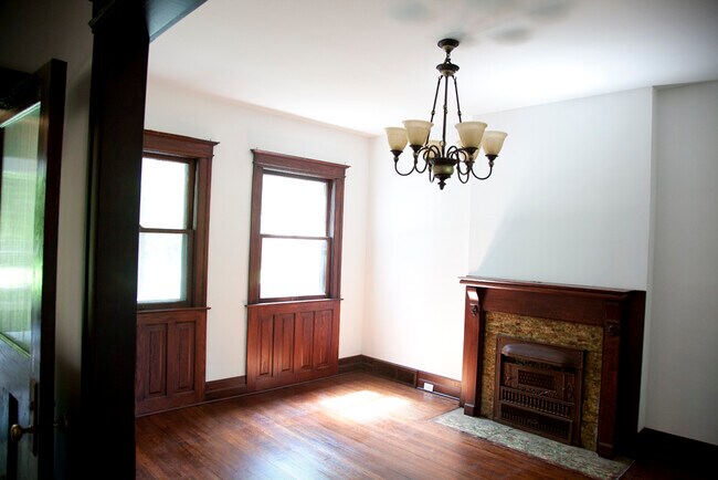 Building Photo - 3934 Avery St