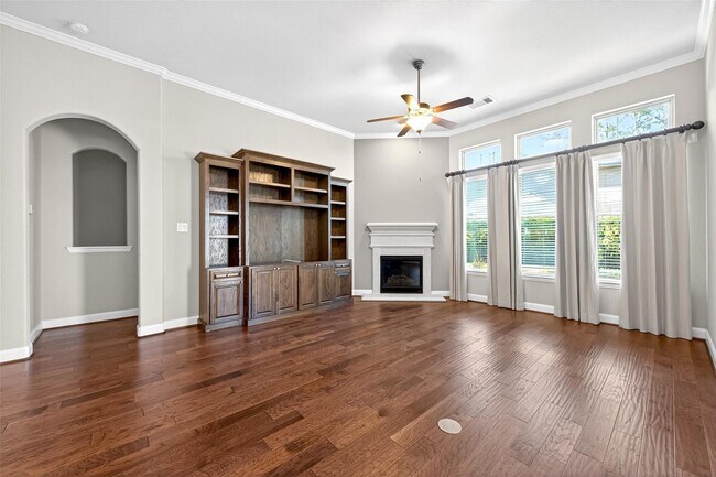 Building Photo - 14 S Sawbridge Cir