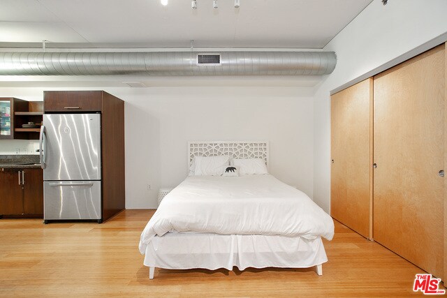 Building Photo - 1111 S Grand Ave