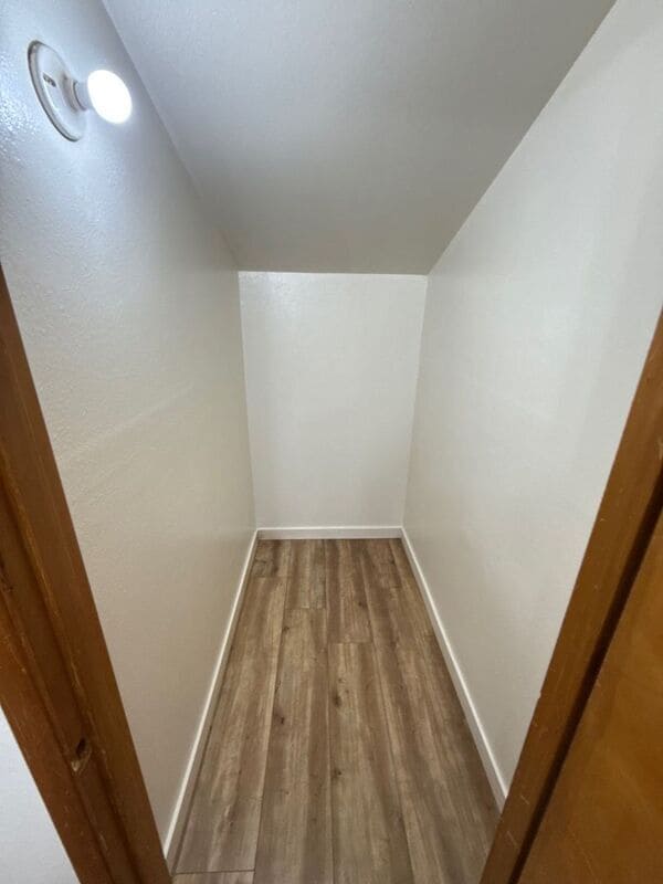 Building Photo - 673 Glen Creek Rd NW