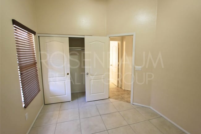 Building Photo - Charming 3-beds, 2-baths home in Wigwam Cr...