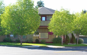 Building Photo - sew405