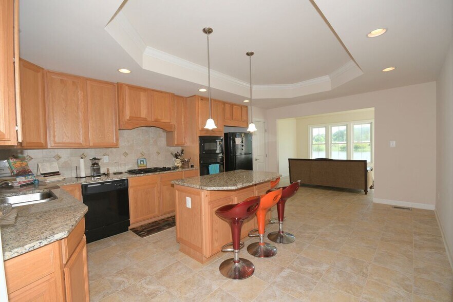 Building Photo - 38918 Blue Indigo Rd