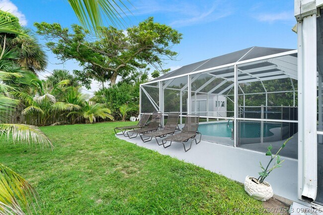 Building Photo - 1577 Thumb Point Dr