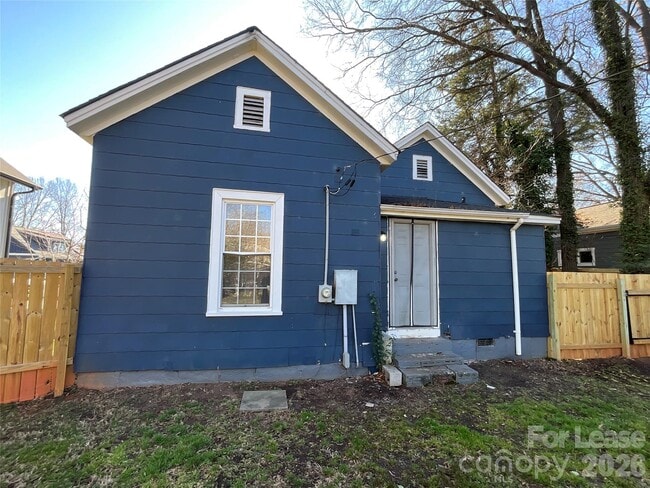 Building Photo - 1201 Pamlico St