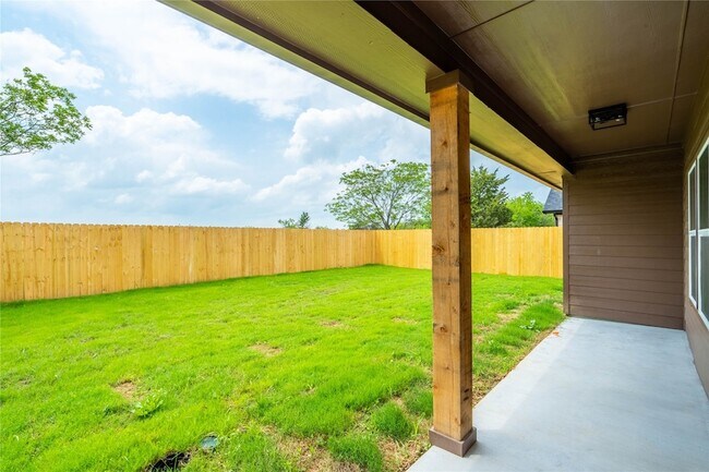 Building Photo - 8202 Grant Ln