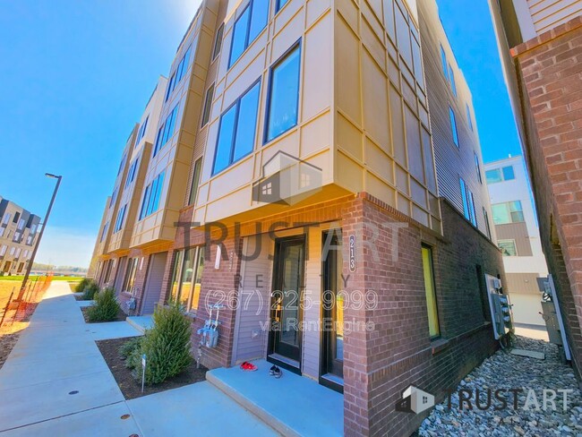 Building Photo - 3150 N Park Ave