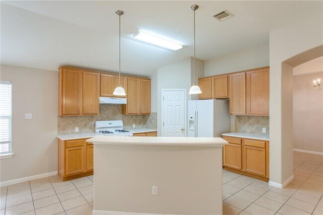 Building Photo - 205 Wigeon Cove
