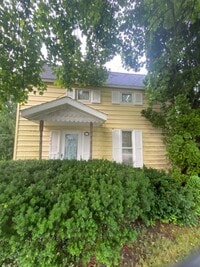Building Photo - 420 N Main St