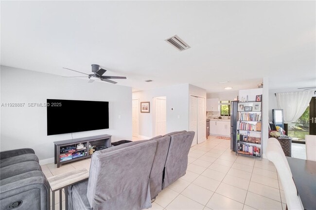 Building Photo - 10350 SW 4th St