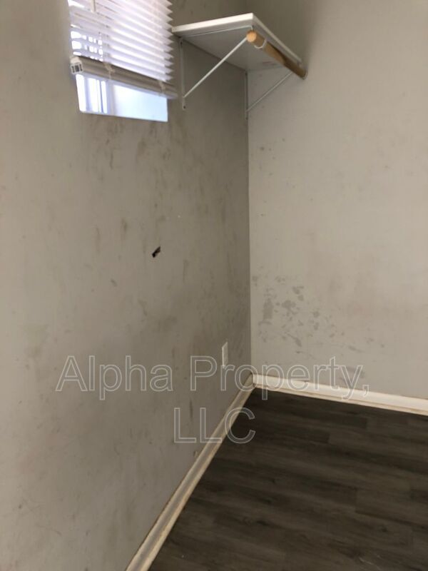 Building Photo - 181 Floyd Rd