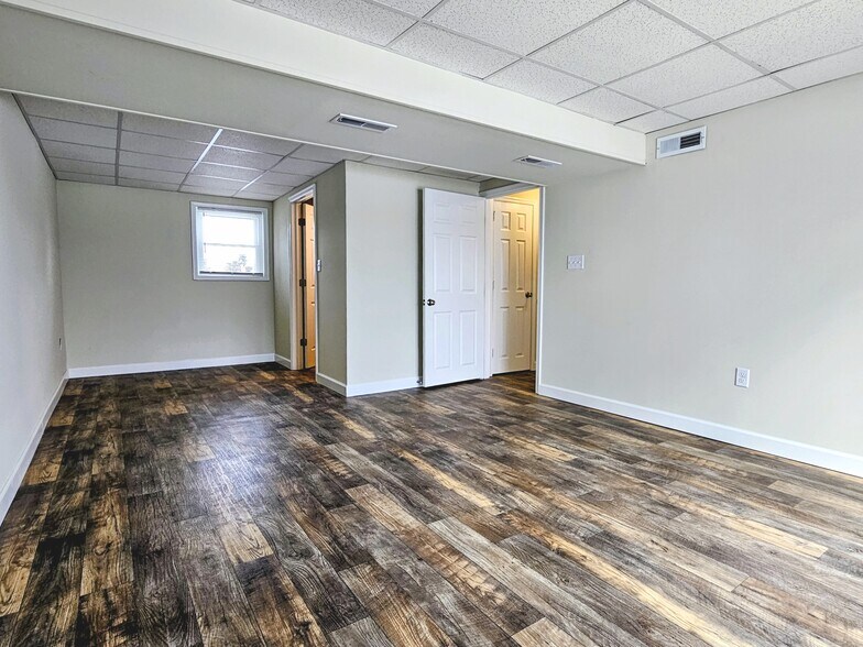 Building Photo - 4 Skyview Ln