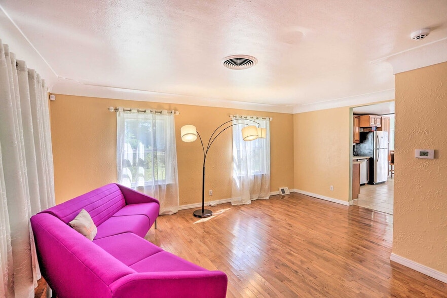 Building Photo - 6851 Nebraska Ave