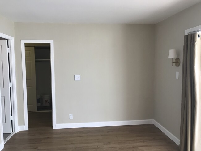 Building Photo - 270 Marin Blvd