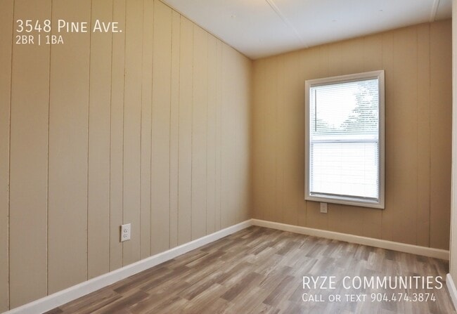 Building Photo - 3548 Pine Ave
