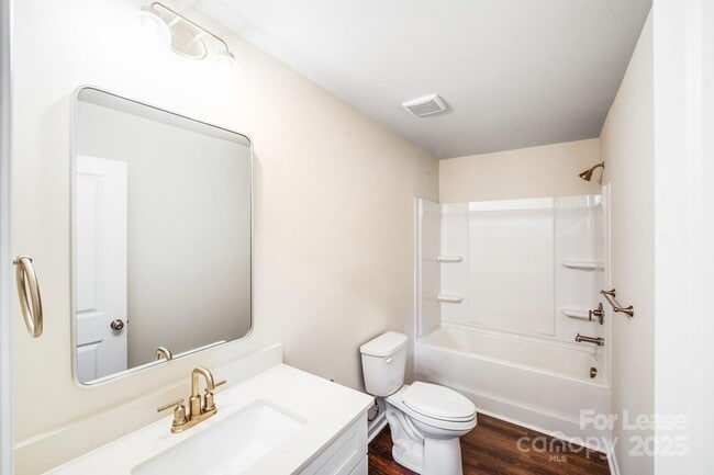 Building Photo - 2019 Sadler Wds Ln