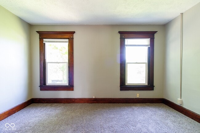 Building Photo - 1210 N Olney St