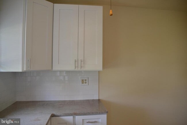 Building Photo - 243 Coverly Rd