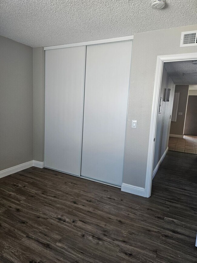 Building Photo - 15426 Perris Blvd