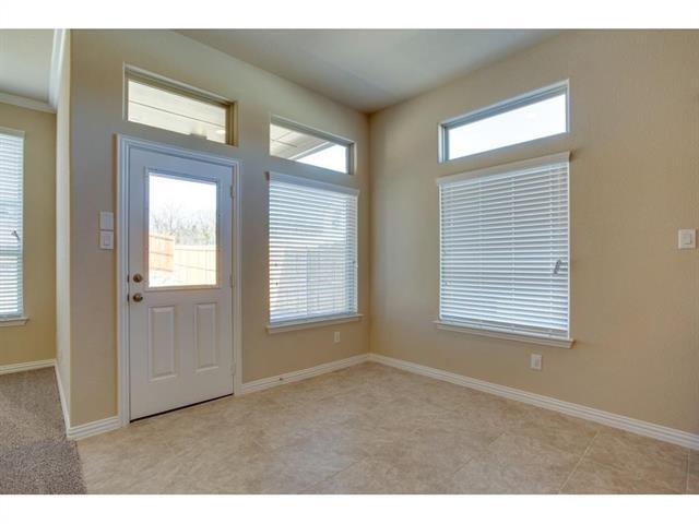 Building Photo - 3800 Gennaker Dr