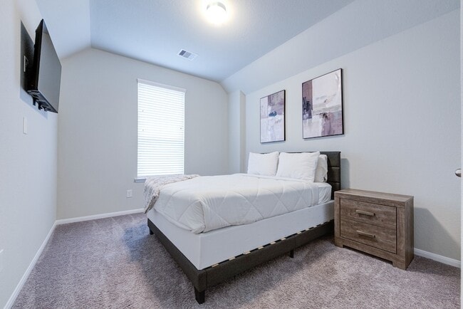 Building Photo - 3327 Etring Ln