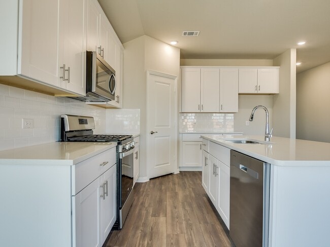 Building Photo - 2128 Proteus Dr