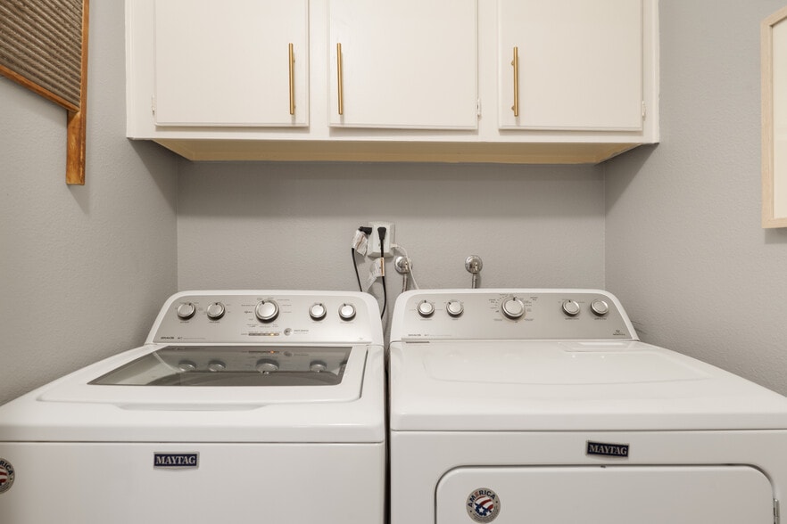 Laundry area - 18175 Andrea Cir N