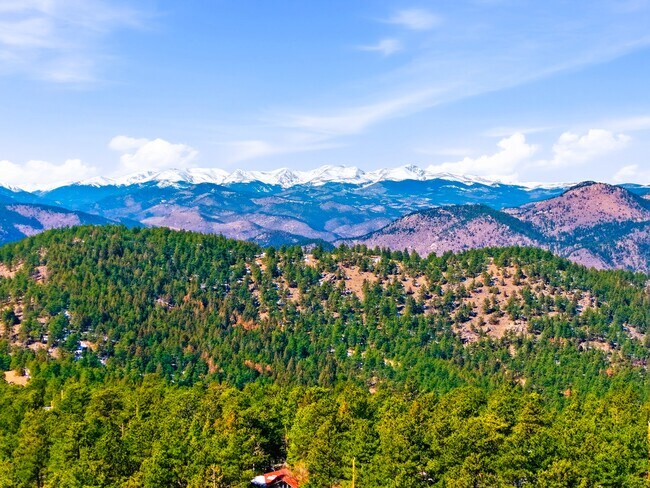 Building Photo - 499 Pine Song Trail