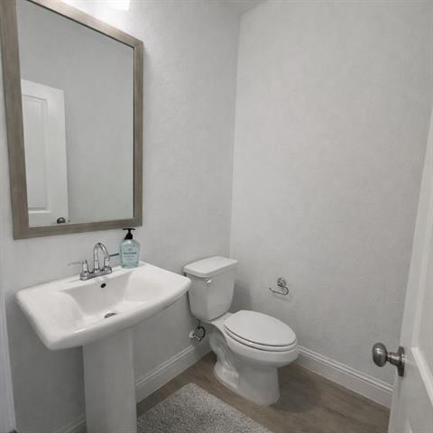 Building Photo - 8861 Scarp Hl Ln