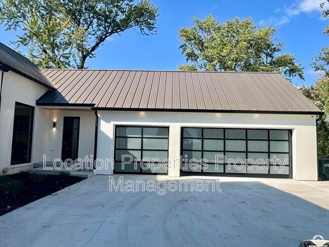 Building Photo - 1840 Quail Creek Dr
