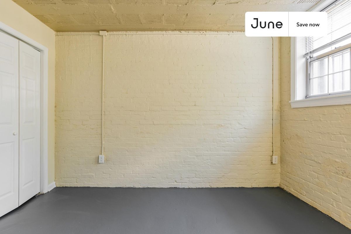 Building Photo - 1811 S Street NorthWest