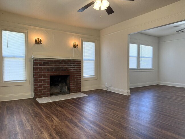 Building Photo - 45w26th