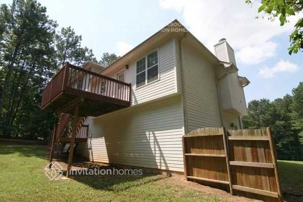 Building Photo - 125 Greatwood Dr