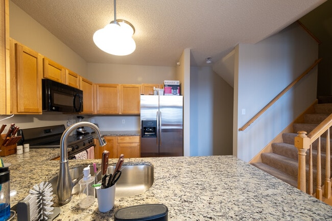 Building Photo - 9420 Marshall Rd