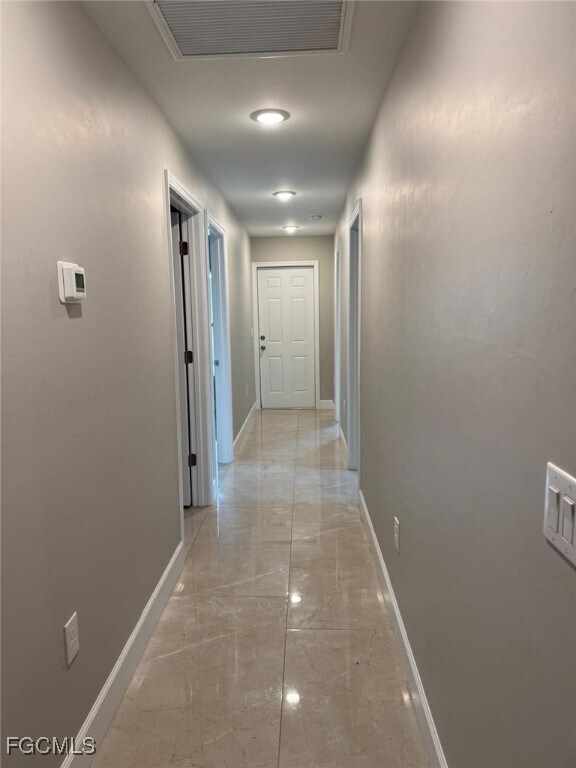 Building Photo - 2134 Davis St