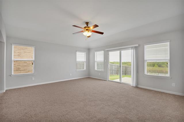 Building Photo - 5100 Royal Springs Dr