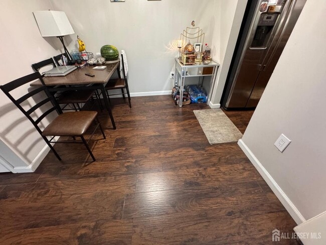 Building Photo - 7110 Tamarron Dr