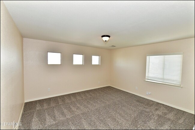Building Photo - 2840 Tierra De Moyo Pl