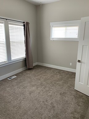 Building Photo - Ash Pine