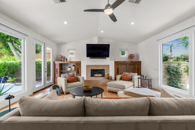 Building Photo - 78900 Rio Seco