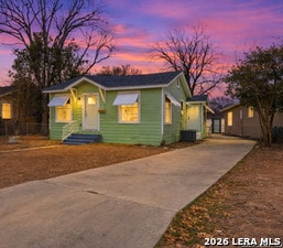 Building Photo - 1235 Sims Ave