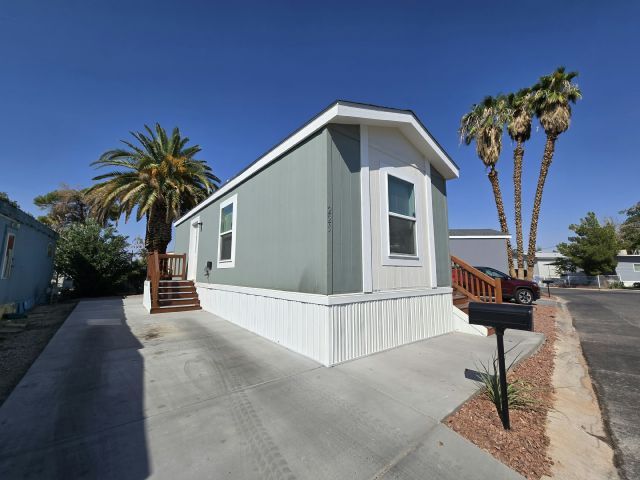 Building Photo - 3642 Boulder Hwy