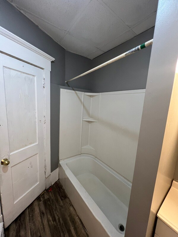 Building Photo - 443-445 Scott St