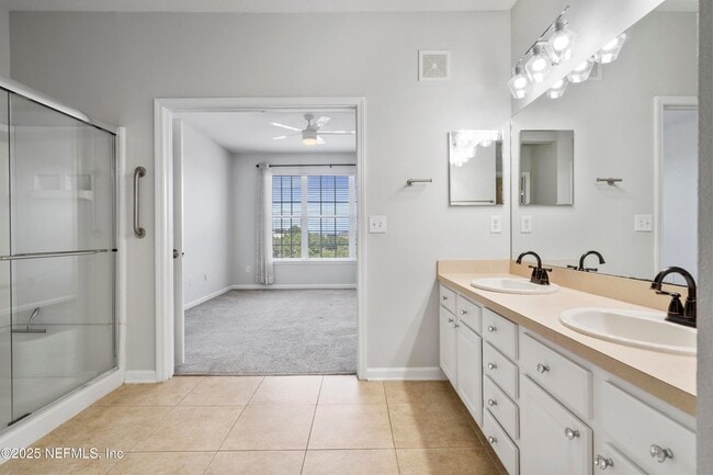 Building Photo - 11251 Campfield Dr