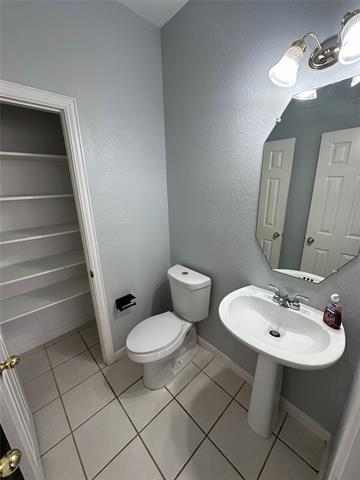 Building Photo - 4529 Burnhill Dr