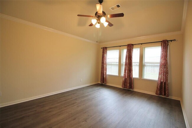 Building Photo - 10122 Forrester Trail
