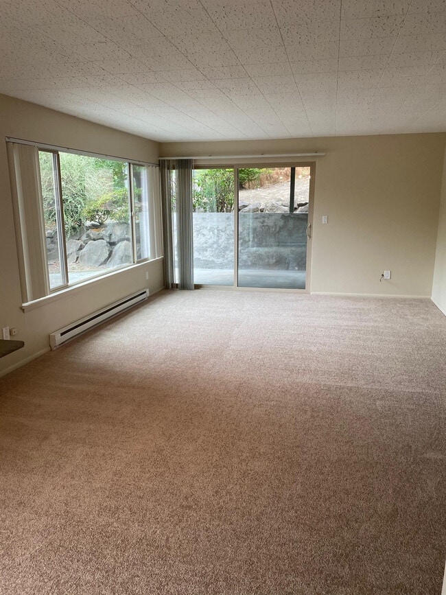 Building Photo - 5226 Sand Point Way NE