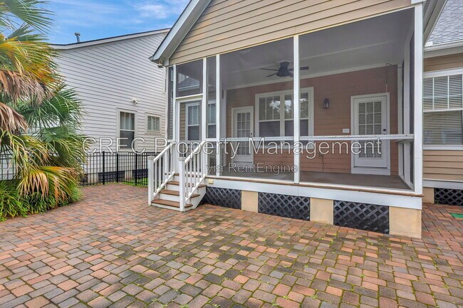 Building Photo - 1071 Barfield St